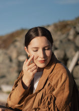 Load image into Gallery viewer, Tallow Cream Bronzer