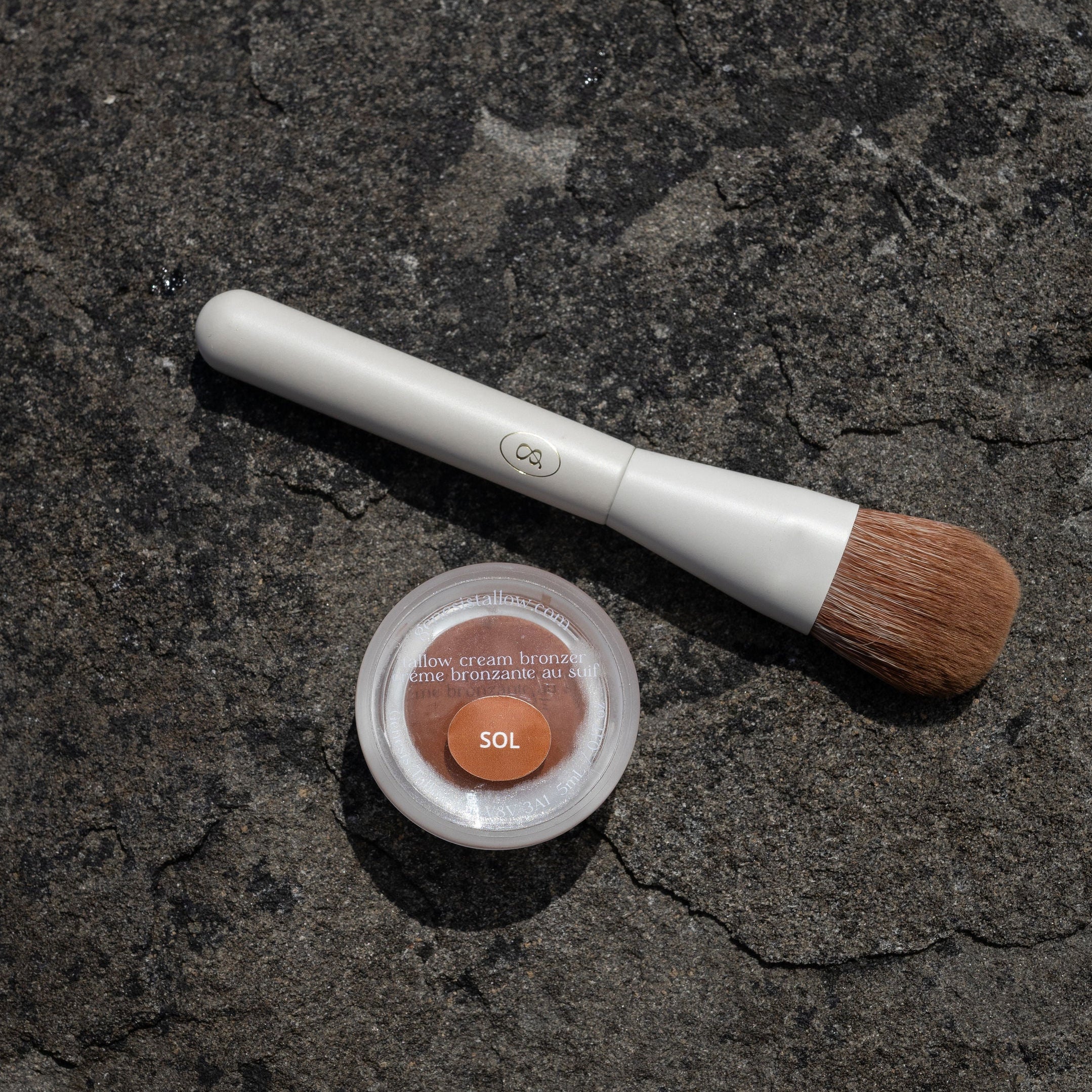 Bronzer and Brush Set